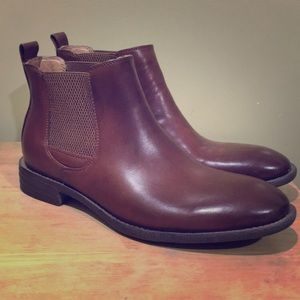 Brown Robert Wayne Leather Chelsea Boots